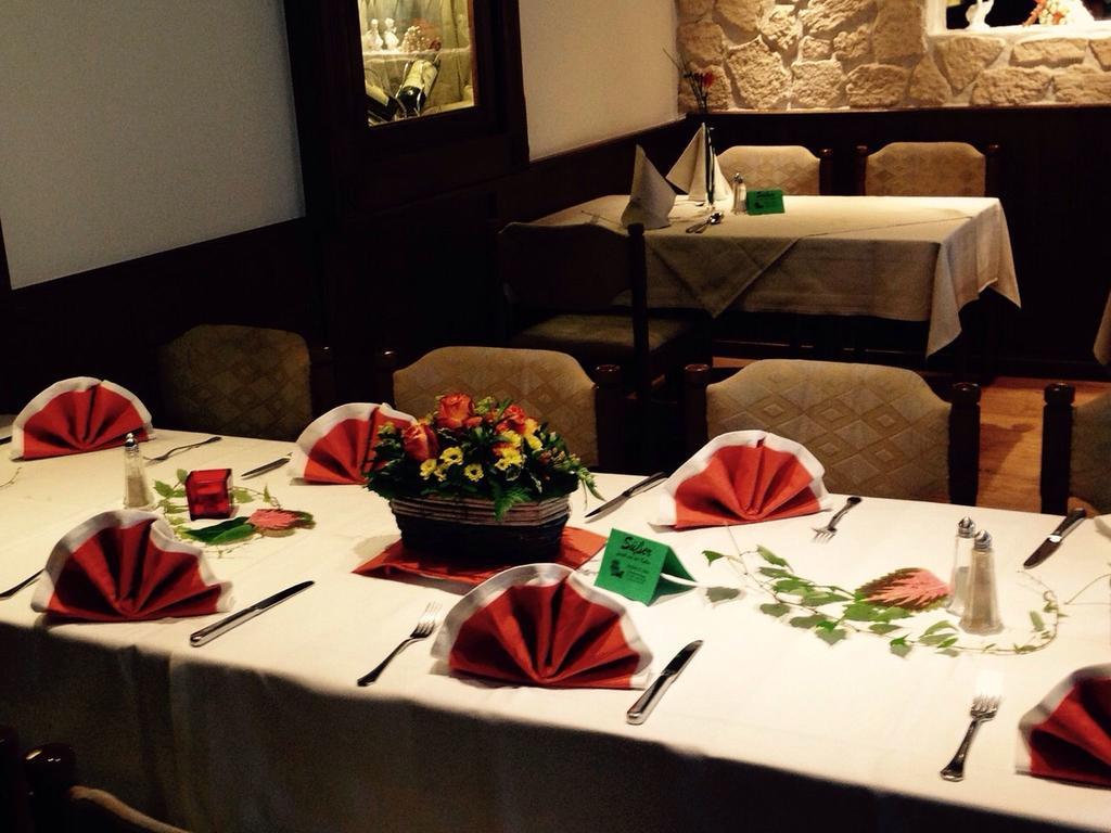 Hotel Die Post Όφενμπαχ Εξωτερικό φωτογραφία