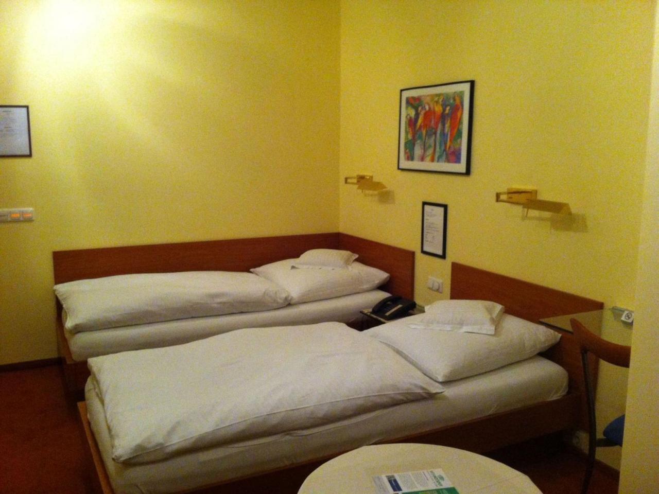 Hotel Die Post Όφενμπαχ Εξωτερικό φωτογραφία